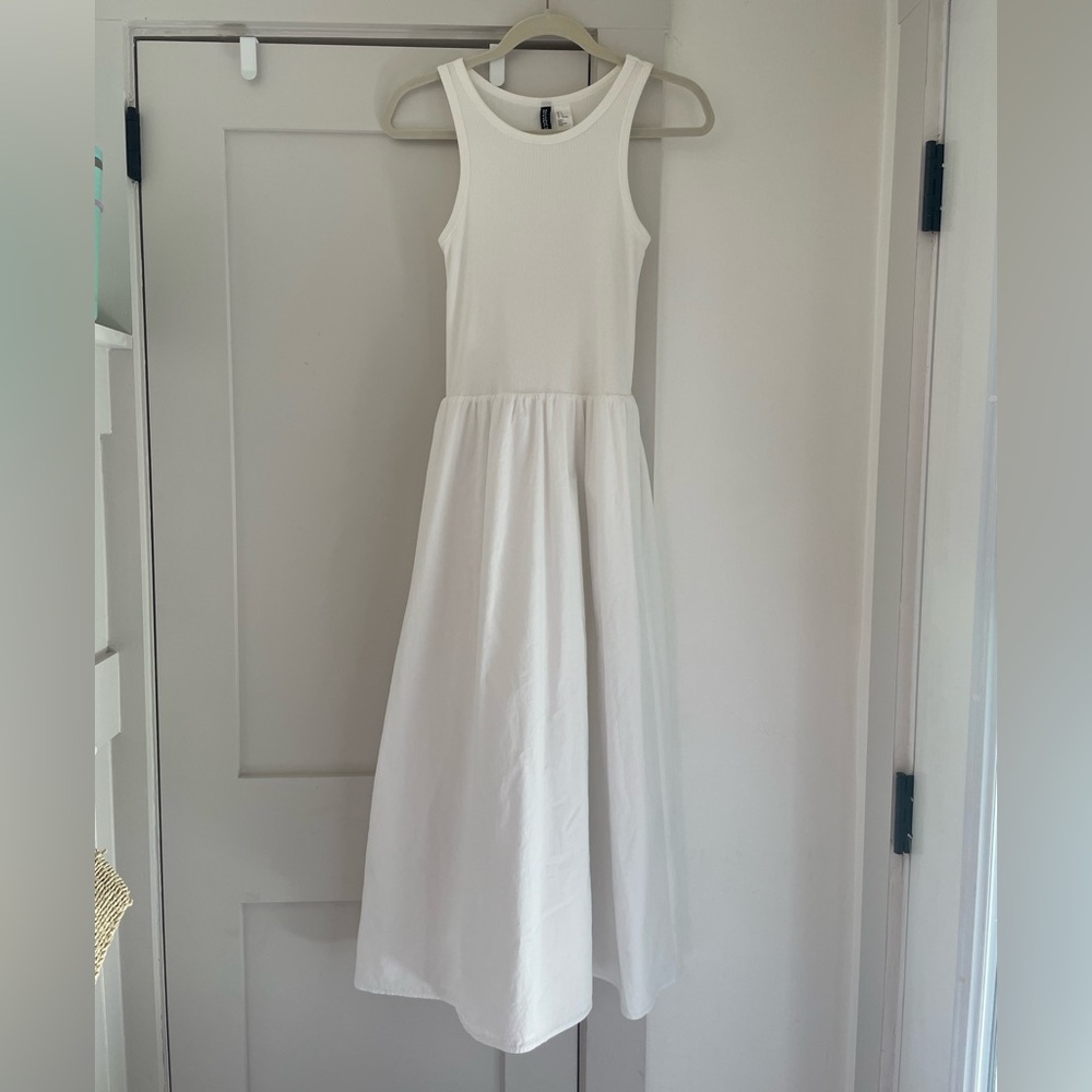 H&M White Sleeveless Dress